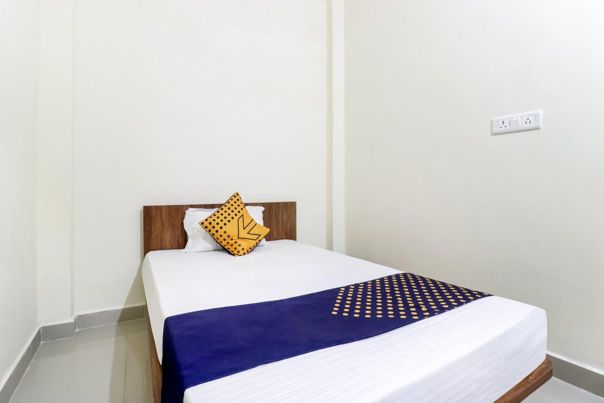 Oyo 40073 Yash Homestay Samarda Kaliasot Exterior photo